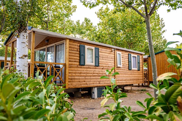 Comment sont les installations sanitaires au Camping du Lavedan ?